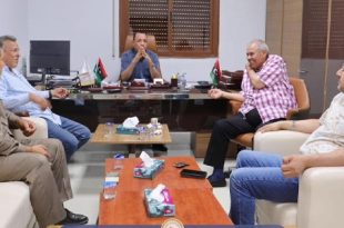 وكيل وزارة الحكم المحلي تبحث تعزيز الخدمات ببلديات الجبل الغربي