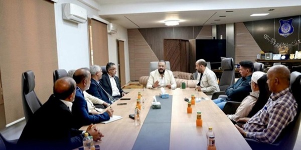 غرفة تجارة بنغازي تشارك في مشروع العنوان البريدي في المدينة