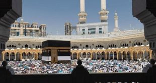 الحجاج يتوافدون إلى المسجد الحرام لأداء  طواف القدوم
