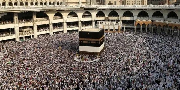 أكثر من مليوني حاج يؤدون طوافي الإفاضة والوداع بموسم الحج 2025