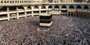 السعودية تُعلن بدء موسم العمرة وفتح إصدار التأشيرات عبر “نسك”