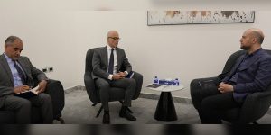 اللافي يؤكد لأورلاندو على التقدم الأمني واستعداد الحكومة لاجتماع برلين