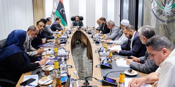 الرقابة الإدارية تتابع الإفراجات مع وزارتي المالية والعمل