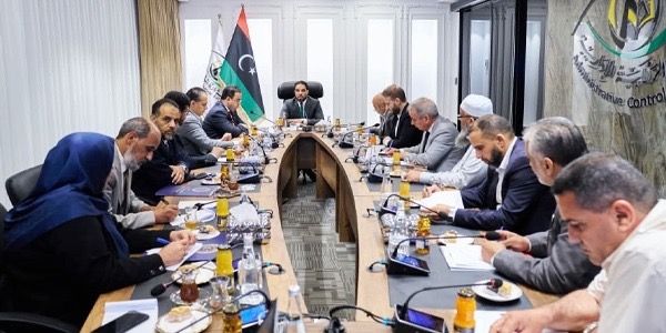 اجتماع يبحث آليات الإفراجات الوظيفية