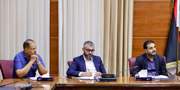 وزارة الصحة تبحث إعادة تشغيل مصنع "الرابطة"