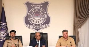 الداخلية: بحث تنظيم حركة النقل الثقيل وتخفيف الازدحام المروري