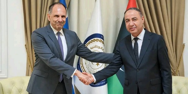 وزير الخارجية اليوناني يزور طرابلس
