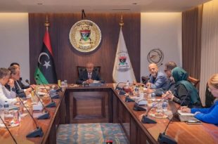 البعثة تتابع مع وزارة الدفاع حماية الأطفال والإصلاحات الأمنية