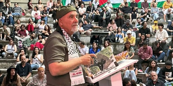 صوت الشعر الليبي في ميديين: الطويبي يشارك بالمهرجان الدولي للشعر