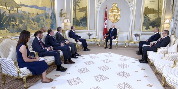 قيس سعيّد يوبّخ مستشار ترامب بخصوص مجاعة غزة