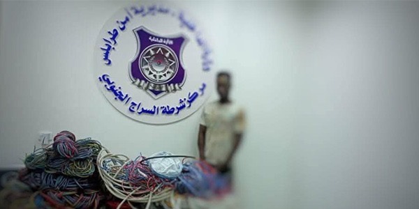القبض على متهم بسرقات ليلية في السراج