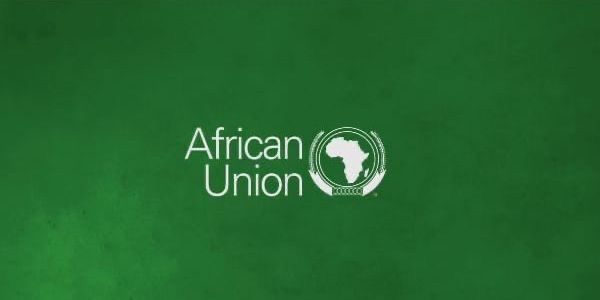 رئيس مفوضية الاتحاد الأفريقي يرحب بخارطة الطريق بشأن ليبيا