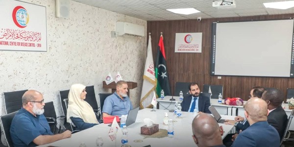 تعزيز التعاون الصحي بين ليبيا و"إفريقيا CDC" لمكافحة أمراض الكبد والإيدز