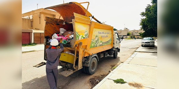 حملة نظافة في سوق الخميس امسيحل لتحسين البيئة