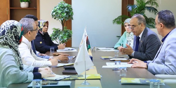 اللجنة الوطنية للتربية تبحث إدماج الذكاء الاصطناعي في المناهج التعليمية