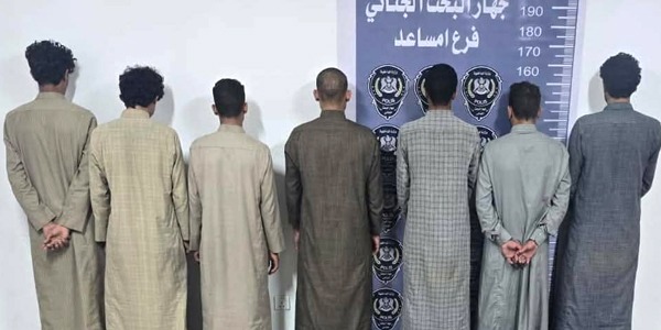 القبض على متهمين مصريين بتهمة تهريب اسلحة