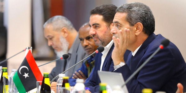 مفوضية الانتخابات تبحث مع الأجهزة الأمنية ترتيبات تأمين اقتراع البلديات