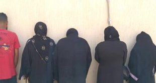 ضبط تشكيل نسائي يستغل مواقع التواصل الاجتماعي  في الابتزاز والنصب والتهديد