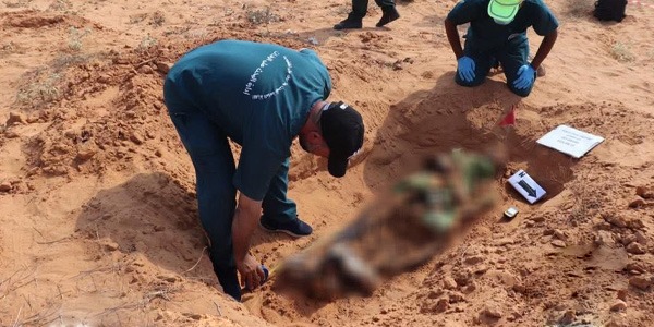 هيئة المفقودين تنتشل جثمانًا مجهول الهوية في ترهونة