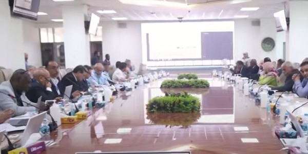 شركة الواحة للنفط تستعرض إنجازات النصف الأول لعام 2025 