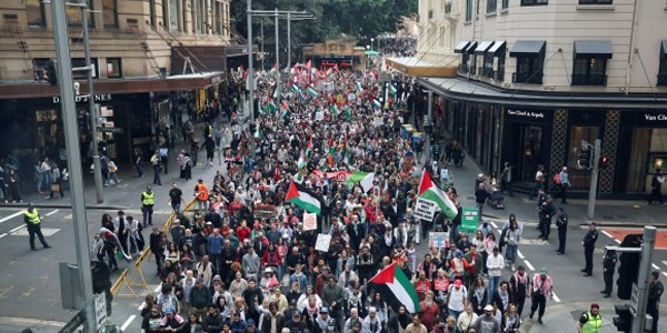 احتجاجات حاشدة في أستراليا دعماً لفلسطين وسط خلاف مع إسرائيل