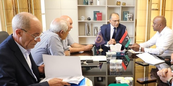 الموارد المائية تبحث صيانة السدود وارتفاع منسوب المياه بزليتن وبئر غنم