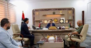 وزير العمل يبحث أوضاع العاملين بشركة الخطوط الجوية الليبية