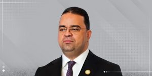 الكتاب المدرسي جاهز وتوزيعه يبدأ قبل افتتاح العام الدراسي في 21 سبتمبر