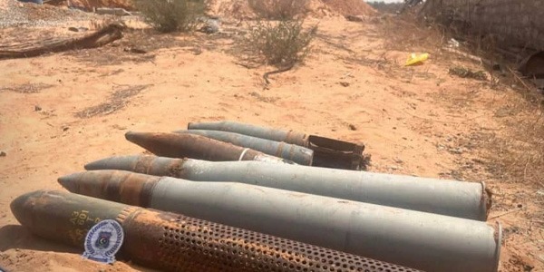 تفكيك قذائف حربية داخل مزرعة جنوب الزاوية