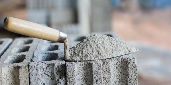 ارتفاع قياسي لأسعار الأسمنت في ليبيا إلى 85 دينارًا للقنطار