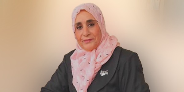 الكاتبة والناقدة د.صباح أبو شاقور لمنصة الصباح...العزلة وسادة من حرير أزرق كشفت لي ذاتي المحرومة...!