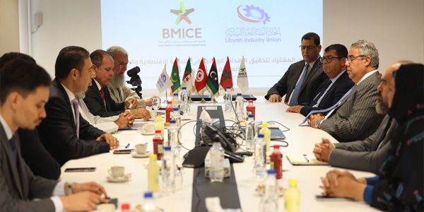 مذكرة تفاهم بين اتحاد الصناعة الليبية والمصرف المغاربي للاستثمار والتجارة الخارجية