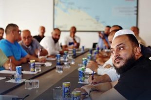 بلدية زوارة تناقش حماية التراث وتسهيل الحركة وسط تحديات المهاجرين