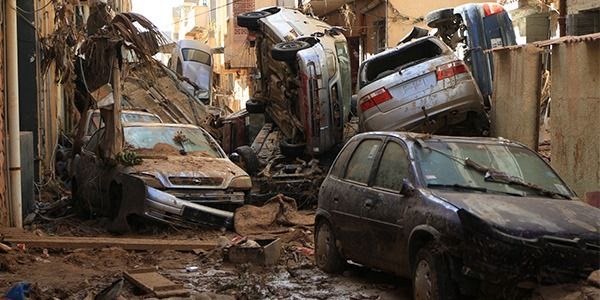 درنة… ذاكرة الماء وجراح الأرض عامان بعد الفاجعة