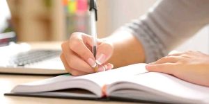 قفلة الكاتب.. تجارب الأدباء مع الفراغ الأبيض