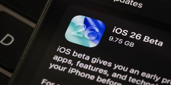 أبل تطلق iOS 26 مع تصميم زجاجي وذكاء اصطناعي أعمق