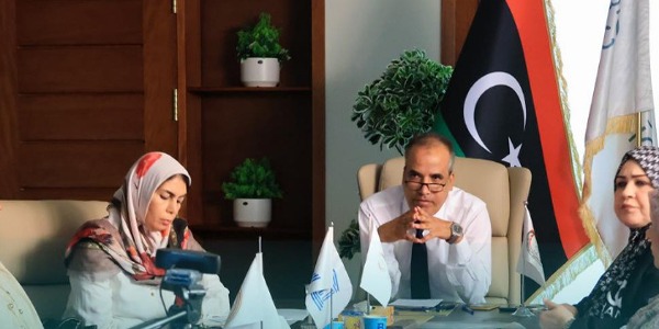 اللجنة الليبية للتربية والثقافة والعلوم تبحث توظيف الذكاء الاصطناعي في التعليم