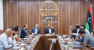 الجويفي يبحث مع صندوق الإنماء آليات تسريع تنفيذ الوحدات السكنية الجاهزة