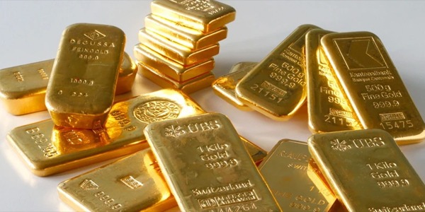 الذهب يتجاوز 3800 دولار للأونصة لأول مرة مدفوعًا بتراجع الدولار