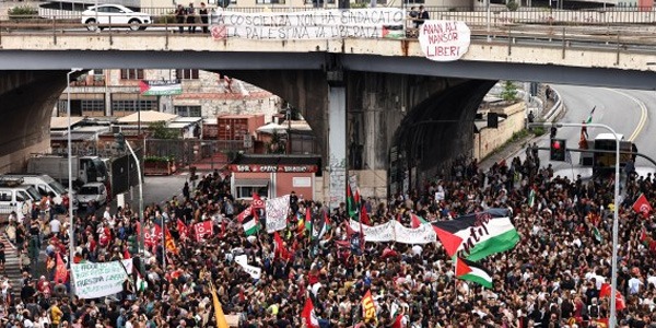 إضراب عمال موانئ في إيطاليا احتجاجاً على الابادة في غزة