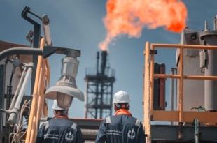 اهتمام متجدد بقطاع النفط الليبي يبعث الأمل الاقتصادي وسط التحديات التشغيلية