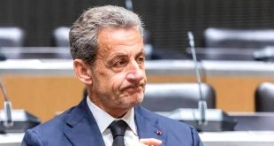 القضاء الفرنسي يدين ساركوزي بالسجن خمس سنوات في قضية التمويل الليبي