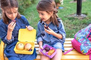 السكاكر والحلويات: خطر يهدد تركيز ونشاط التلاميذ