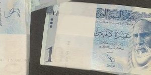 ليبيا تحدد سقف حمل النقد للمسافرين عبر منافذها