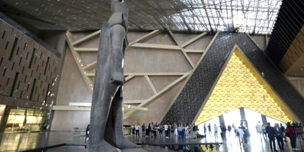 مصر تستعد لافتتاح المتحف المصري الكبير وعرض كنوز توت عنخ آمون كاملة لأول مرة