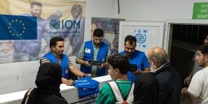 عودة 152 مهاجرا سوريا من ليبيا ضمن برنامج للعودة الطوعية