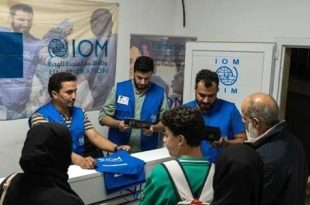 عودة 152 مهاجرا سوريا من ليبيا ضمن برنامج للعودة الطوعية