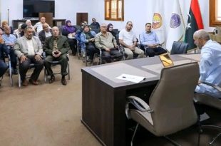 محاضرة ببنغازي حول التحديات المعاصرة للغة العربية وسبل مقاومتها