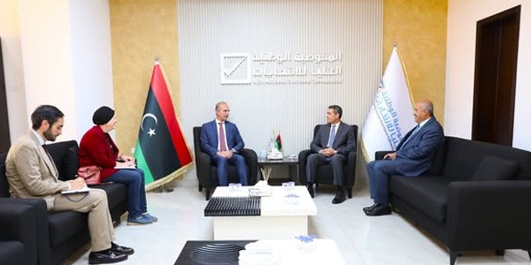رئيس المفوضية العليا يبحث مع السفير الإيطالي مستجدات العملية الانتخابية
