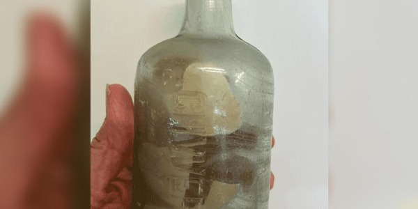 رسائل عبر الزمن".. زجاجة توثق الحرب العالمية الأولى